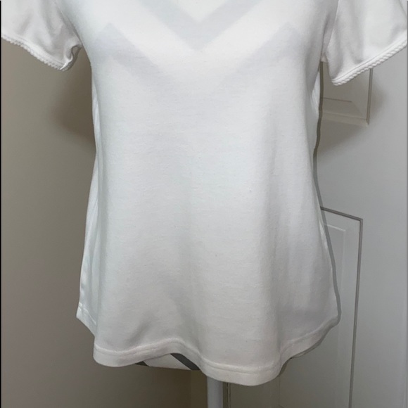 Ladies Size 8 Petite White Short Sleeve Top - Picture 2 of 5